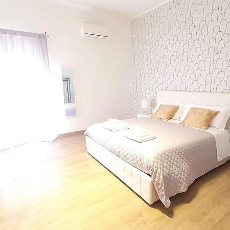 Twin Room Apulia Accommodation - Bari Policlinico Екстериор снимка