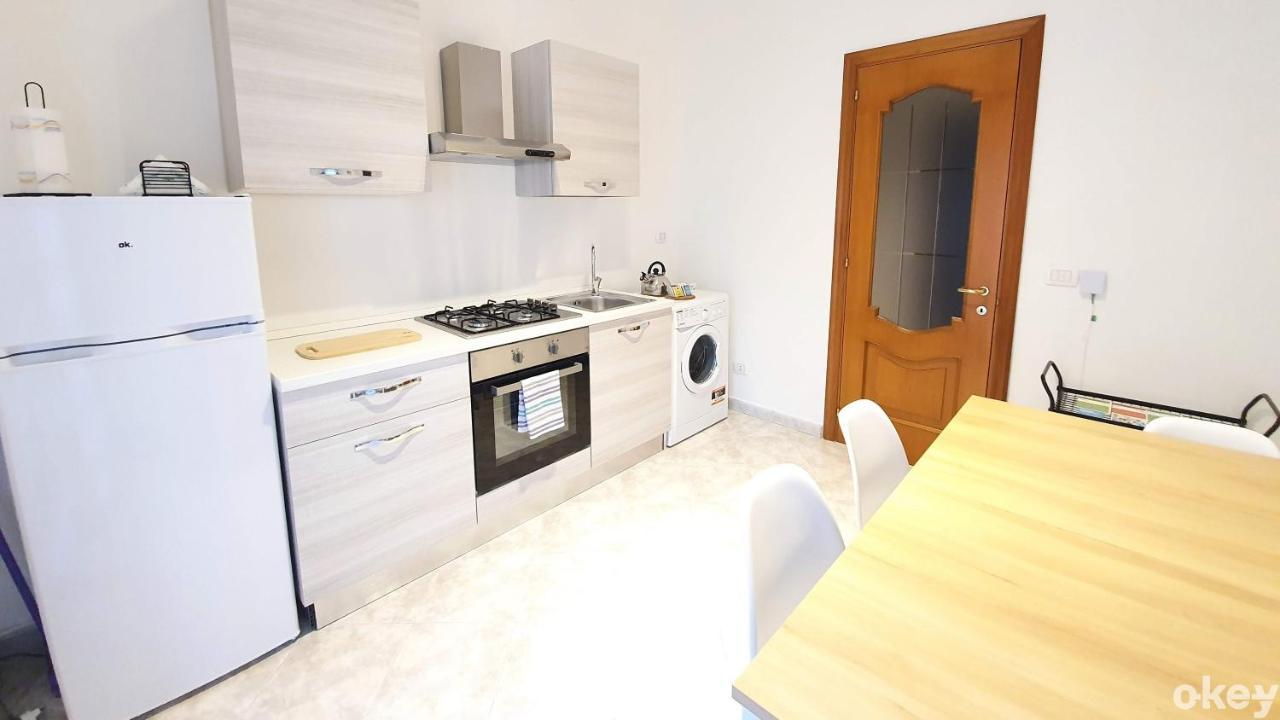 Twin Room Apulia Accommodation - Bari Policlinico Екстериор снимка