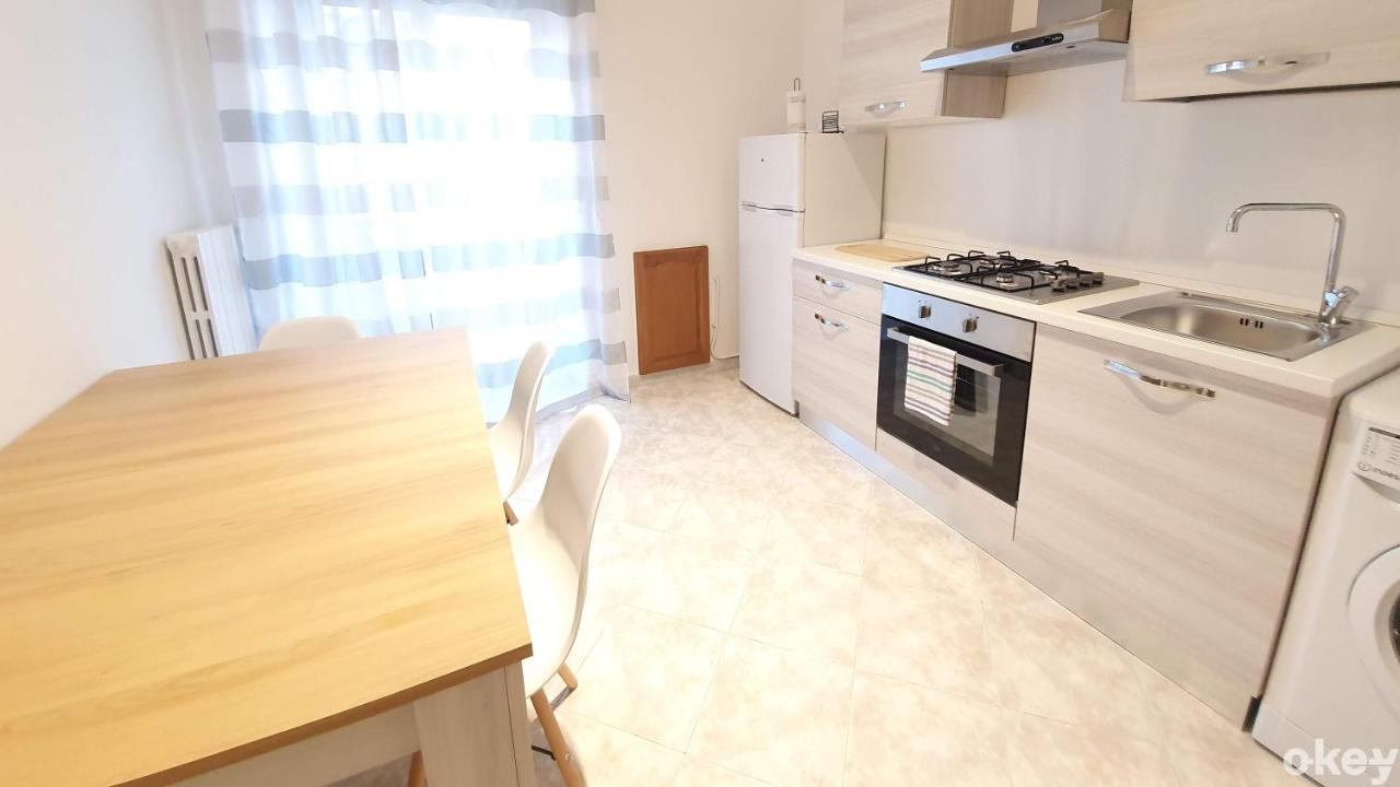 Twin Room Apulia Accommodation - Bari Policlinico Екстериор снимка
